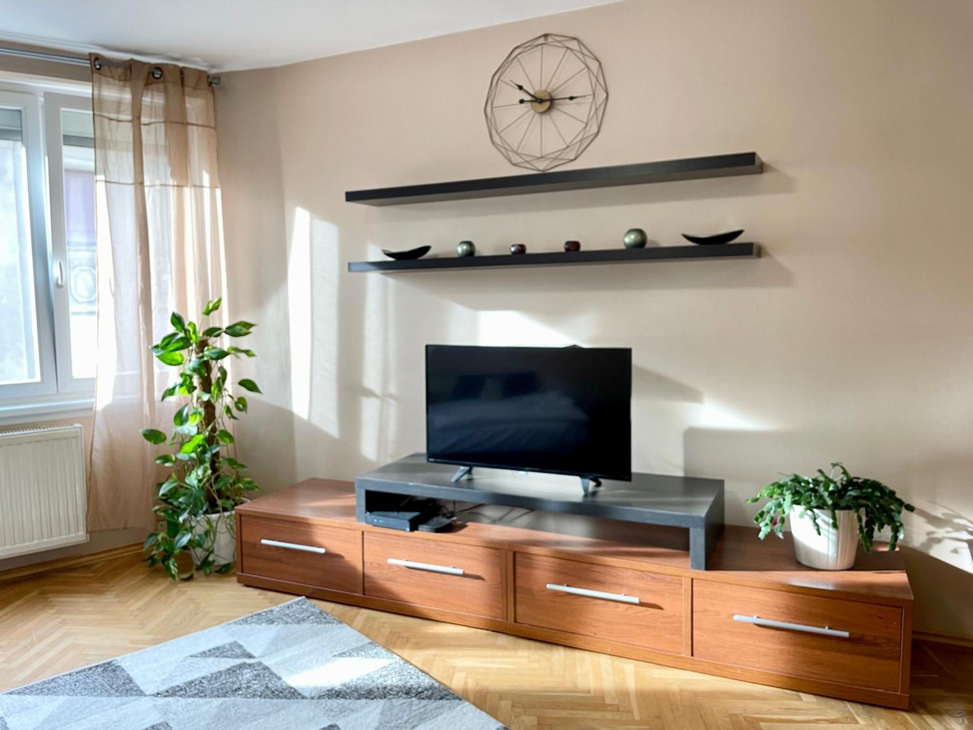 Citymajor Apartment-Free Parking — Photos 3